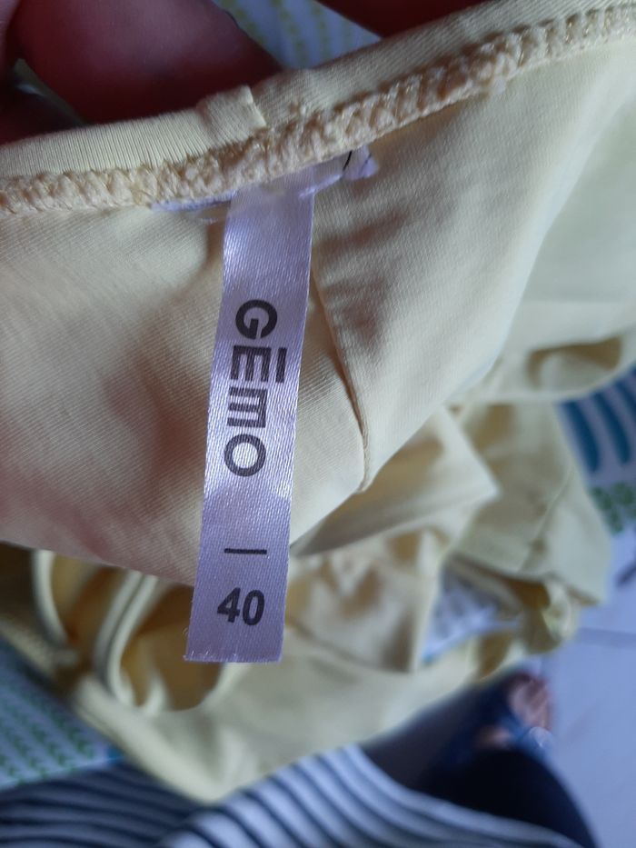Maillot bain  haut 38 bas 40 - photo numéro 2