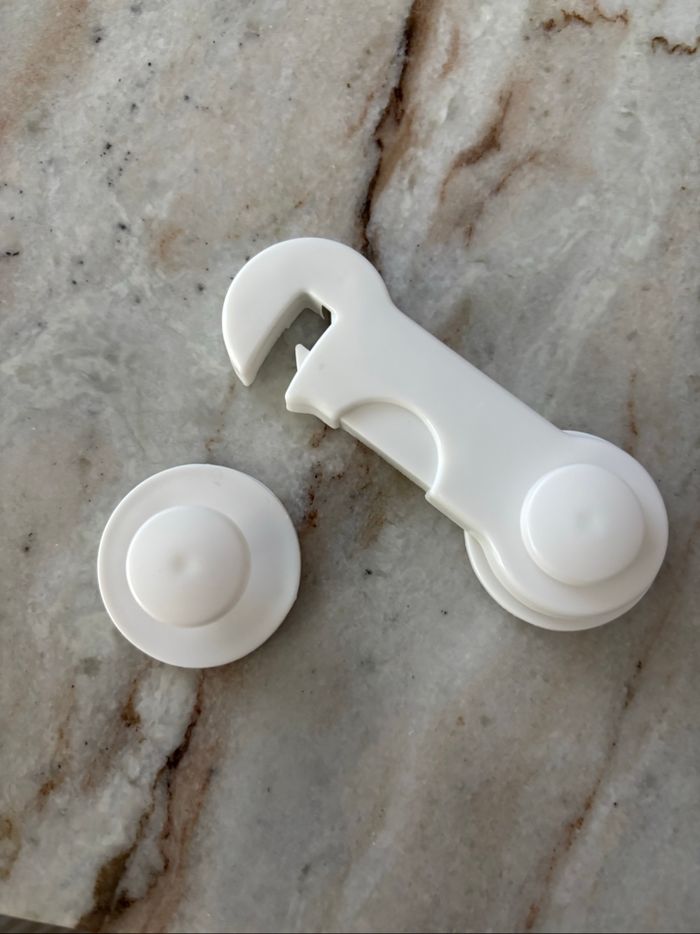 Bloque porte meuble bébé x8neuve