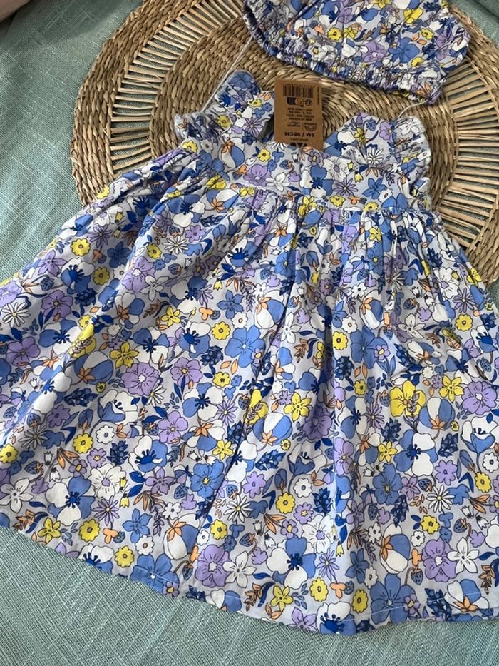Robe et bloomer taille 6 mois neuve - photo numéro 2
