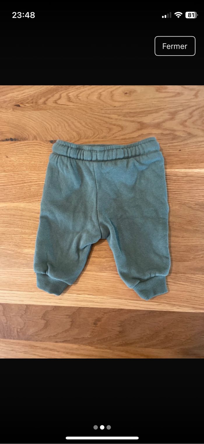 Pantalon 1 mois - photo numéro 2