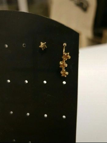 Boucles d'oreilles neuves étoiles