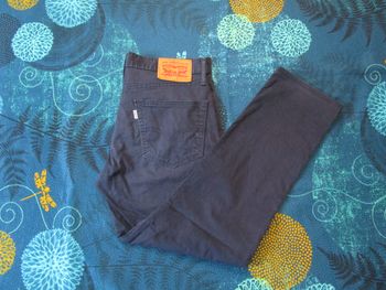 Jean homme Levi’s 511 coupe slim taper fit Taille 42 W32 L34 Bleu marine (J349)