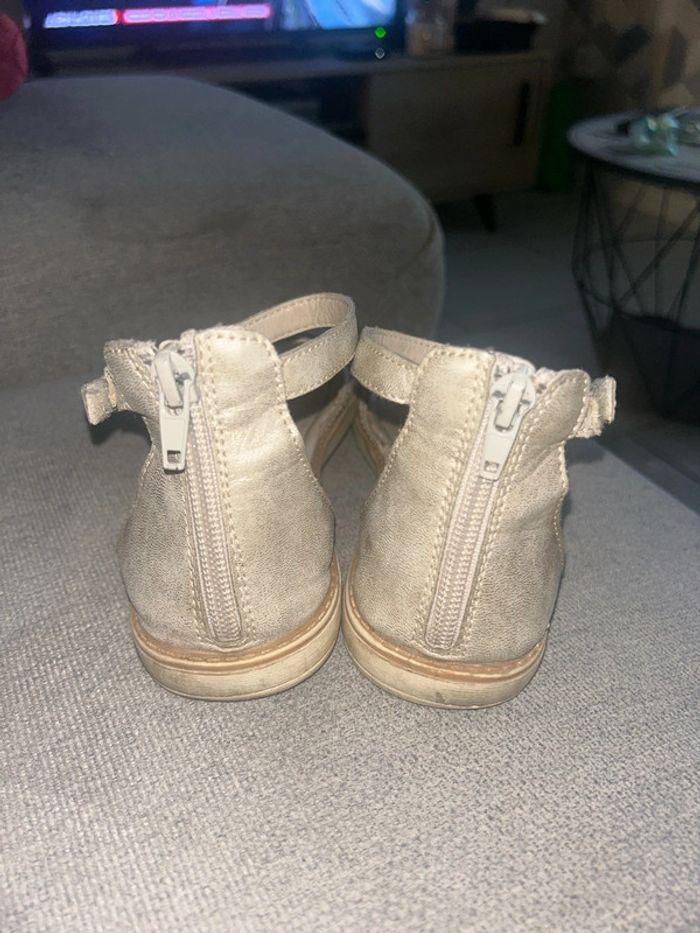 Sandalettes fille taille 34 - photo numéro 3