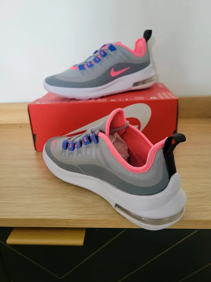 Nike Air Max Axis GS T36,5 100% Authentique - photo numéro 5