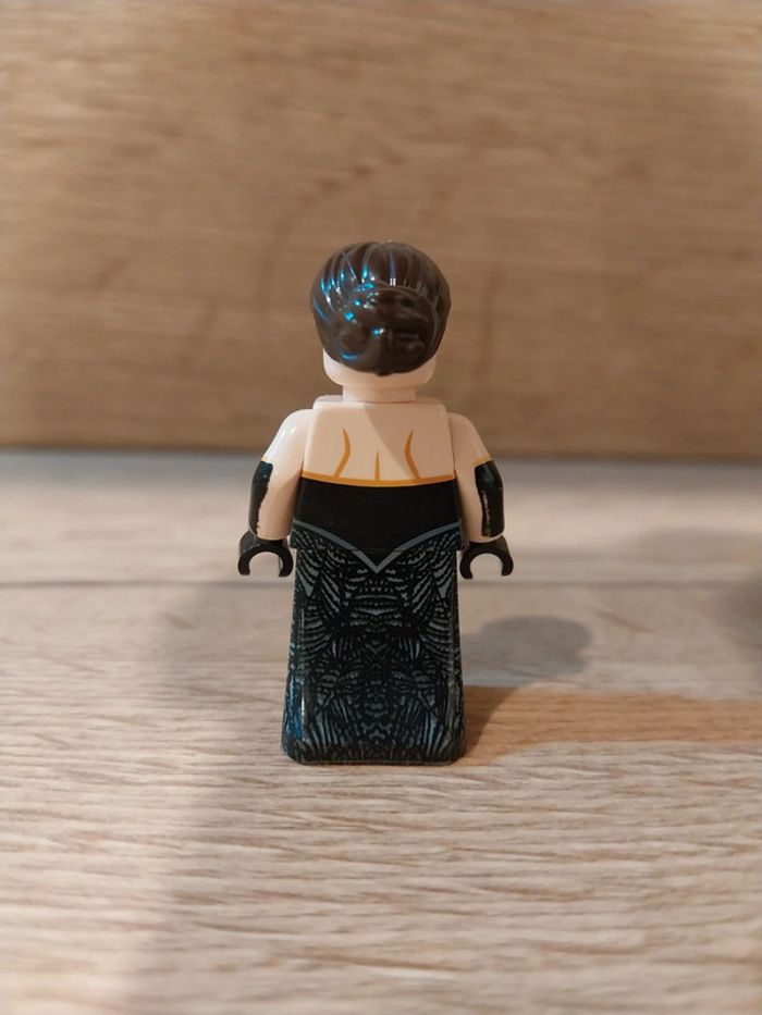Figurine type lego Custom Reine Padmé Amidala star wars - photo numéro 3