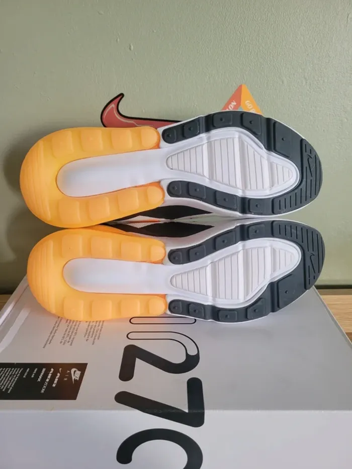 Nike Air Max 270 T40 100% Authentique - photo numéro 7
