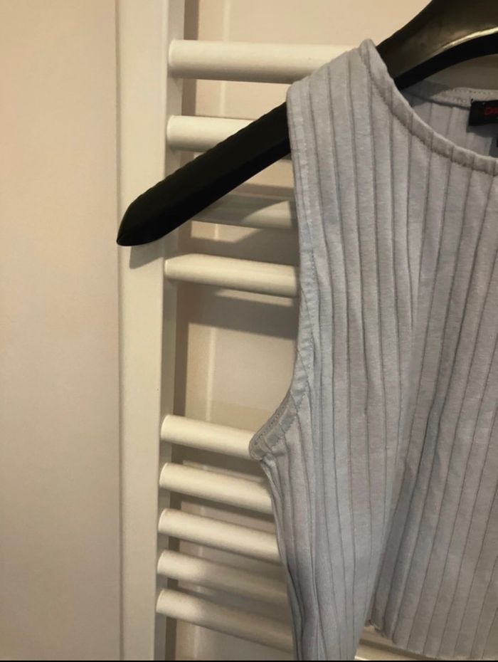 Debardeur crop top bleu clair - photo numéro 4