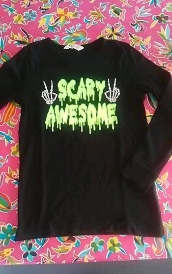 H&M Sweat squelette phosphorescent 8 / 10 ans