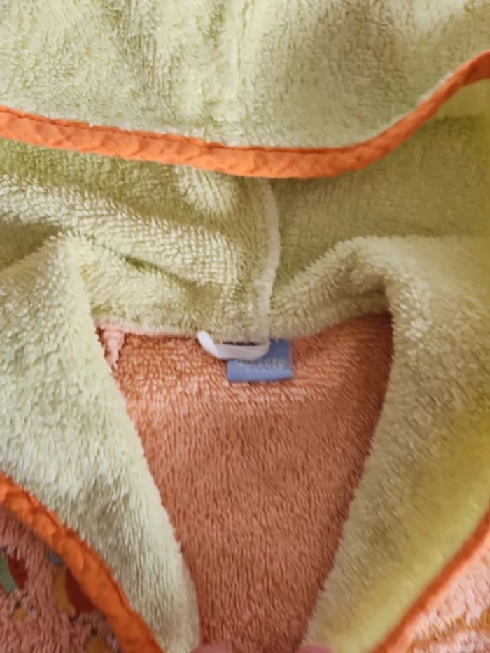 peignoir fille  6 mois - photo numéro 4