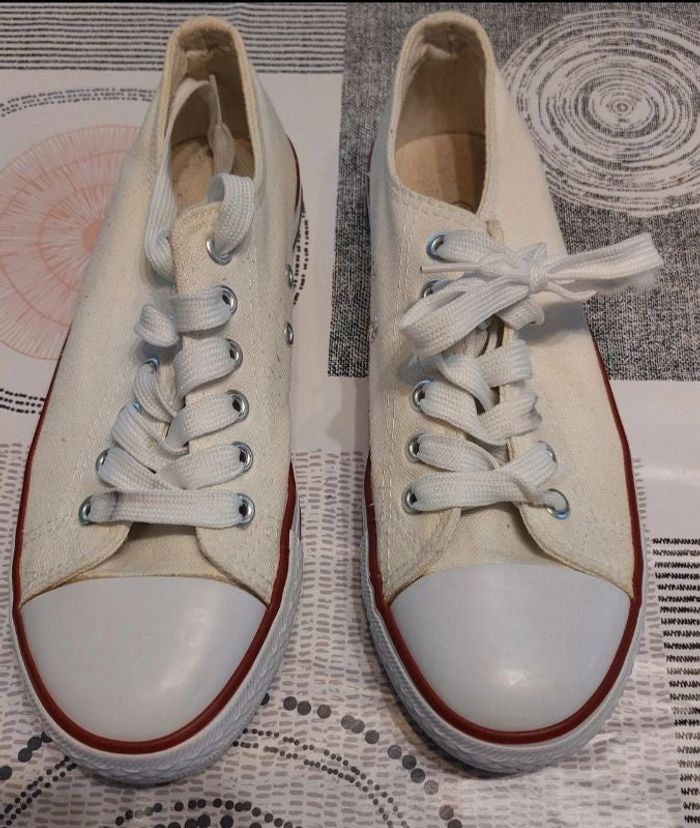 Baskets blanche