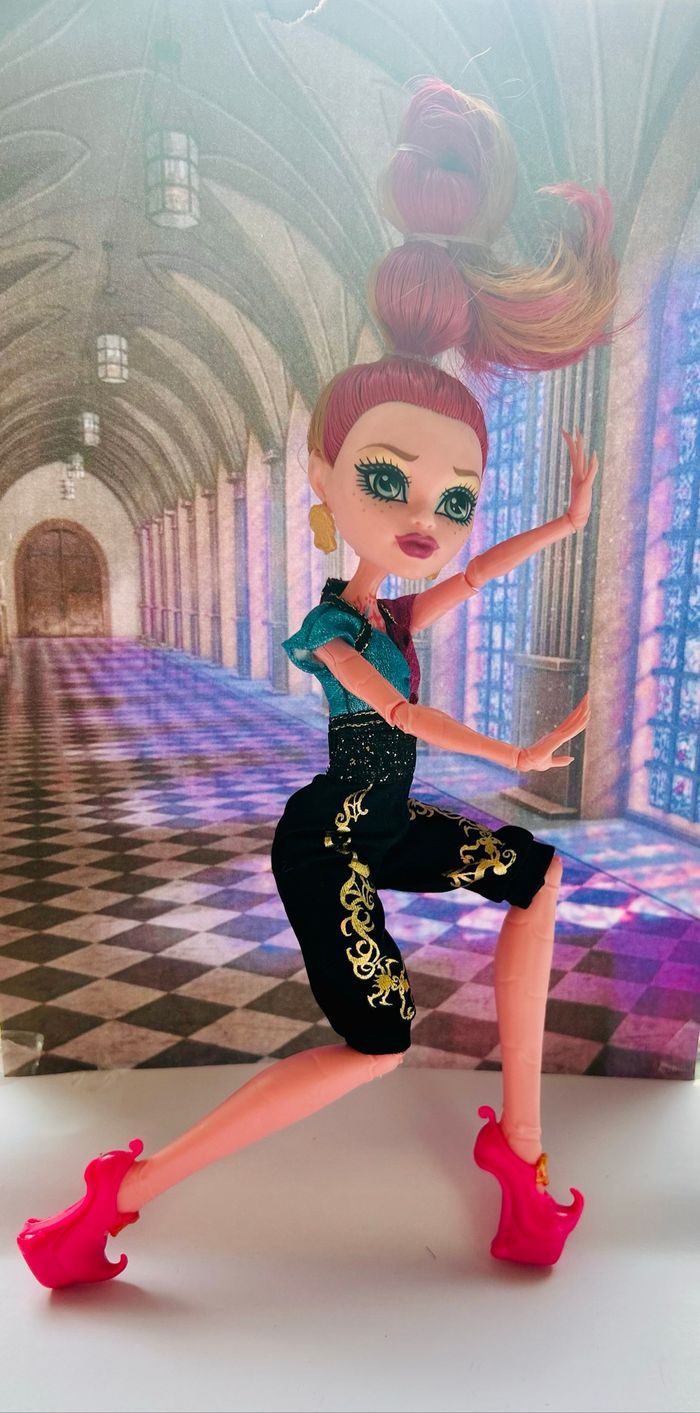 Poupée Monster High Gigi Grant - photo numéro 8