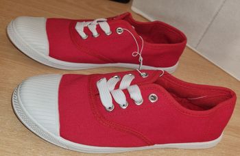 Chaussure à lacets Rouge