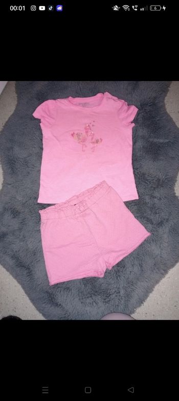 Ensemble short rose avec paillettes 