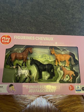 Figurines chevaux