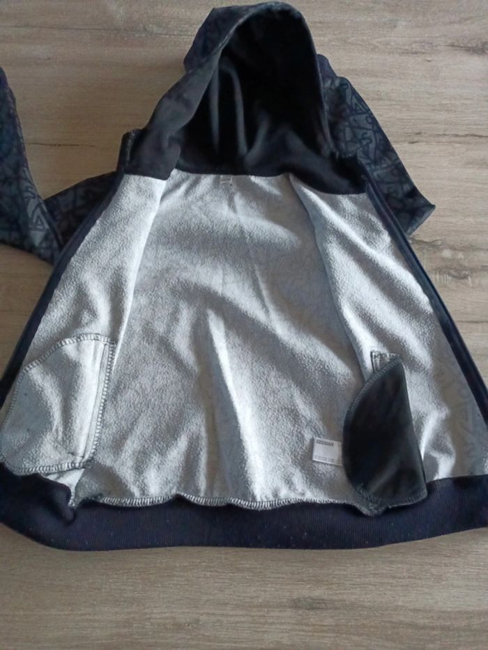 6. Veste sport Zeeman 122-128 - photo numéro 4