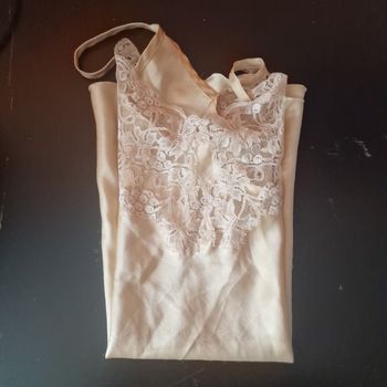 nuisette blanc cassé