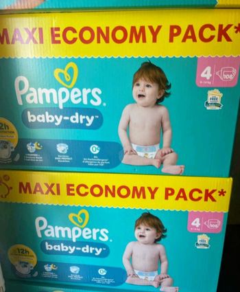 Lot de 2 cartons Pampers taille 4