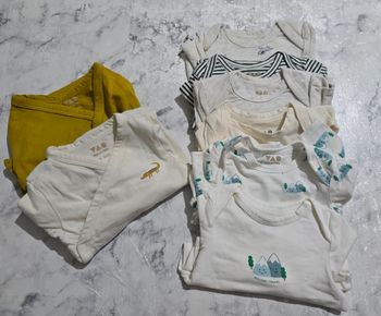 Lot de  8 bodies manches longues