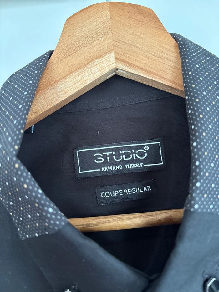 Chemise noire 100% coton Armand Thierry taille XL - photo numéro 2