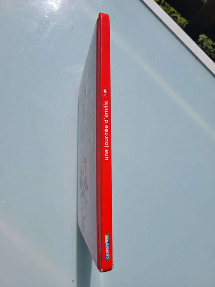 Une Journée d'Émilie, Domitille de Pressensé, Casterman (72) - photo numéro 12