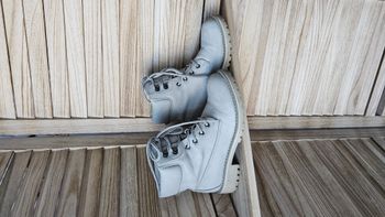 chaussures montante