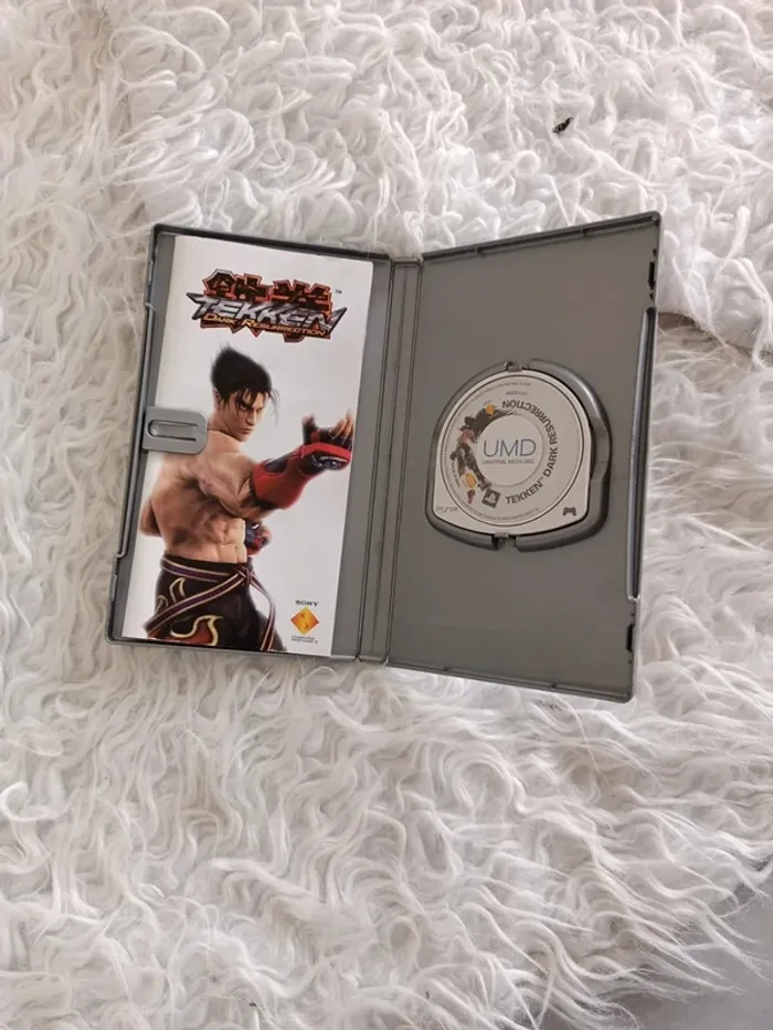 Jeu Tekken dark résurrection sur psp - photo numéro 2