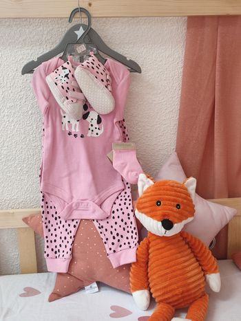 Ensemble bodie/pantalon/chaussettes/chaussures - 6/12 mois - Neuf - Lily & Jack