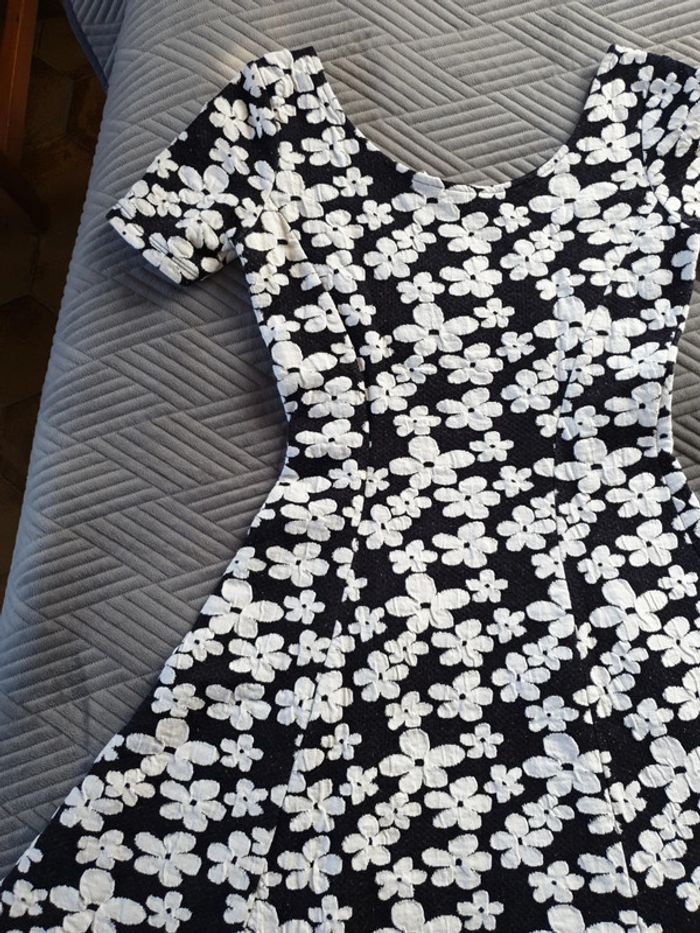 Robe S - photo numéro 8