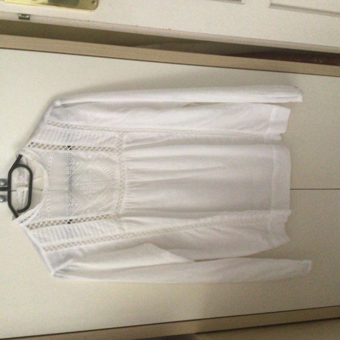 Blouse brodée