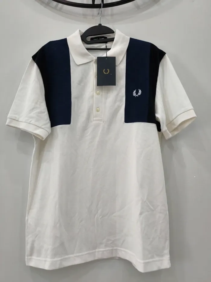 Fred Perry polo en tissu éponge à empiècements taille M neuf