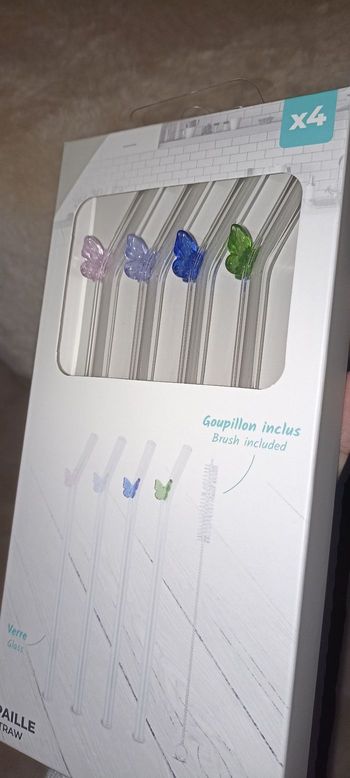 Paille en verre tendance papillon 