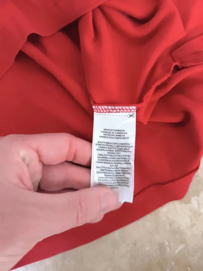 Polo Ralph Lauren homme taille L slim rouge logo marine - tâche devant trou derrière - photo numéro 10