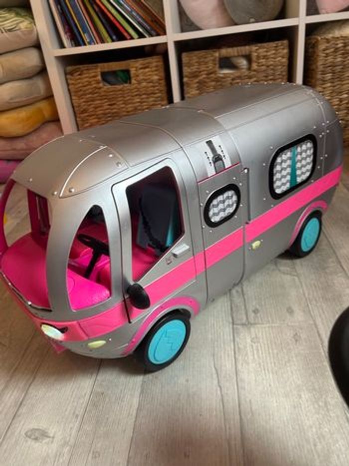 Camping car lol surprise