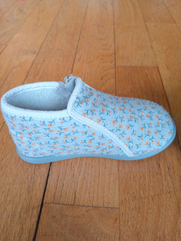 Chausson bébé fille Boutchou taille 22 - photo numéro 4