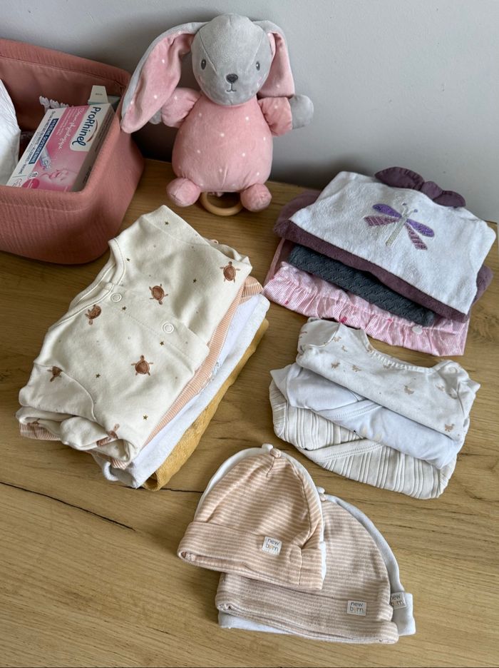 Lot bébé fille 1 mois 🌸