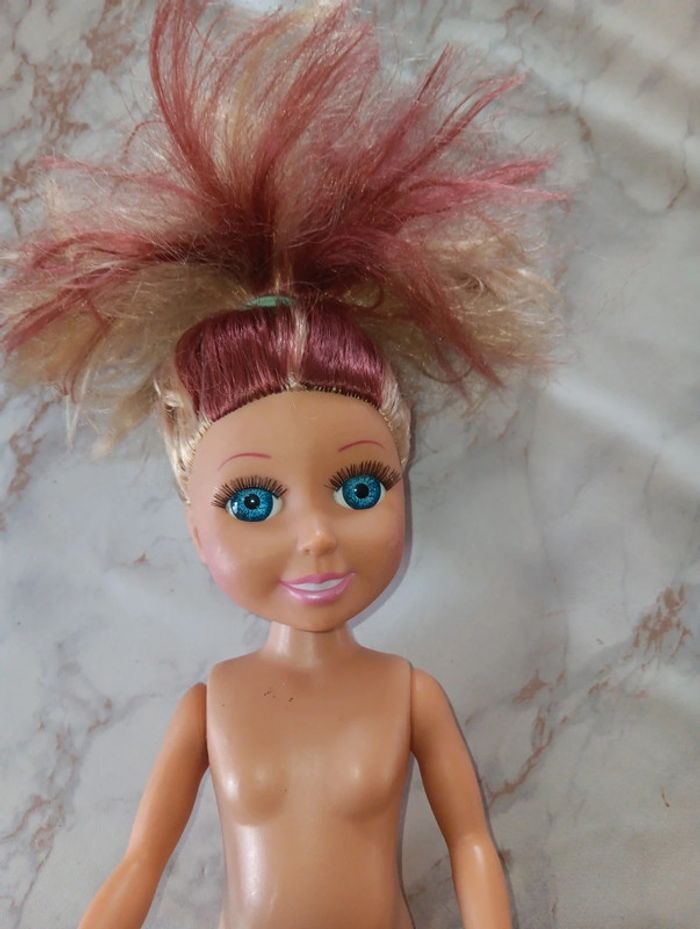 Poupée - photo numéro 2