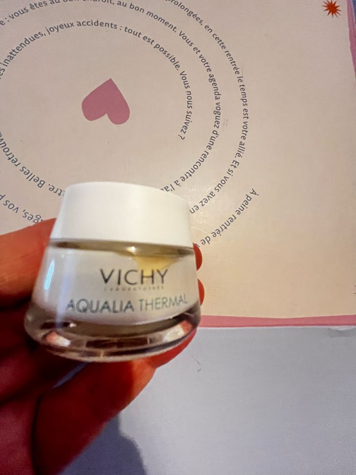 Soin visage , crème réhydratante - photo numéro 2