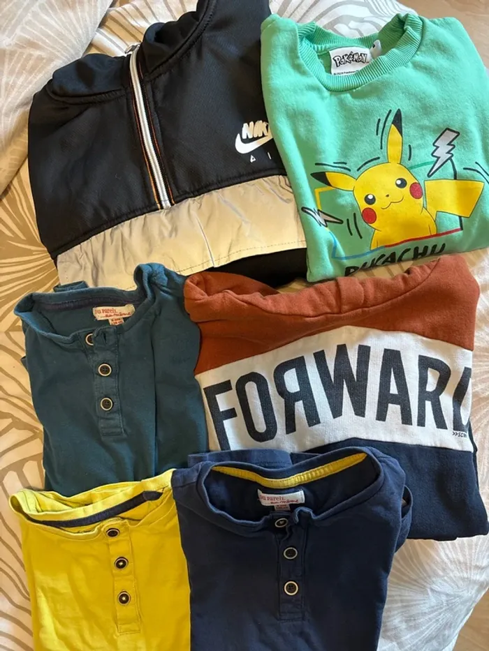 Lot de vêtements