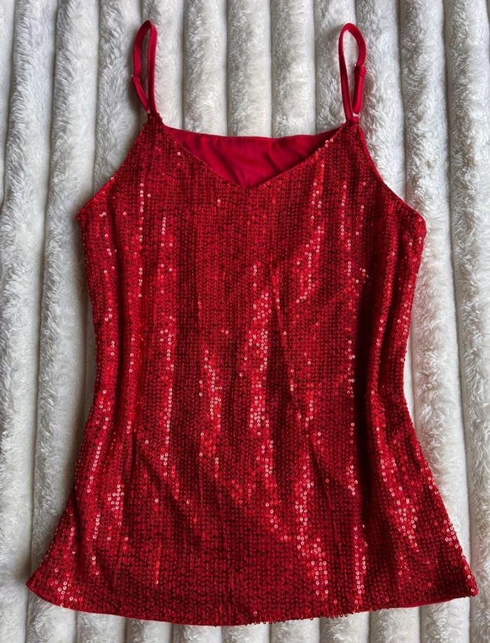 💋 Top rouge à sequins - photo numéro 2