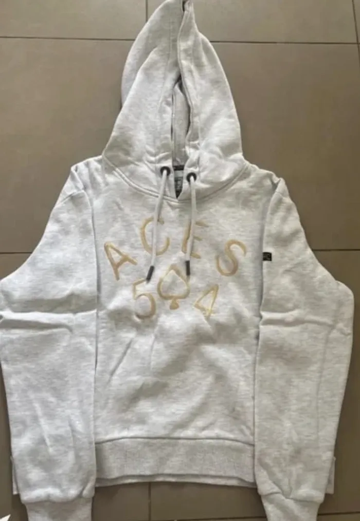 Sweet à capuche taille 44 superdry gris clair
