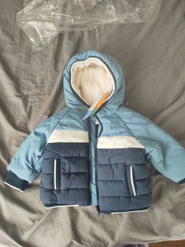 Doudoune bébé neuf