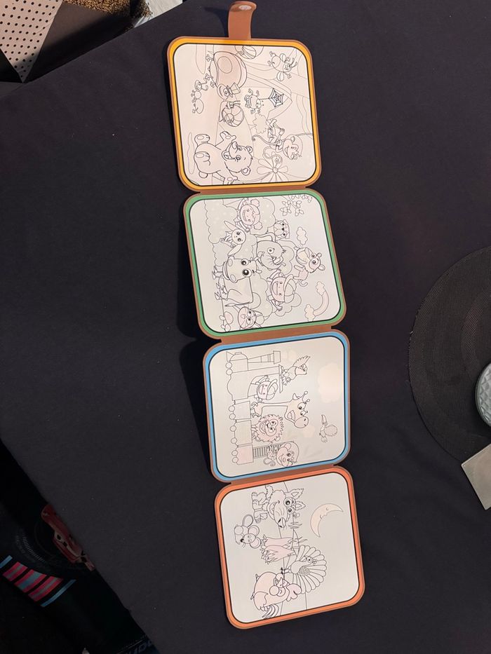 Livre d’éveil 2 en 1 dessin à l’eau et images scratch - photo numéro 2