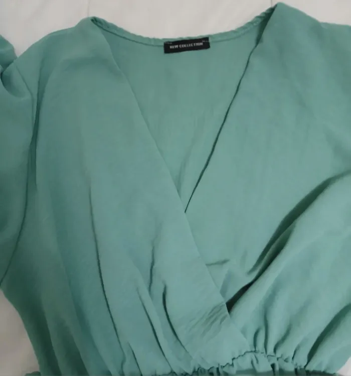 Robe courte verte d'eau taille 42 - photo numéro 3