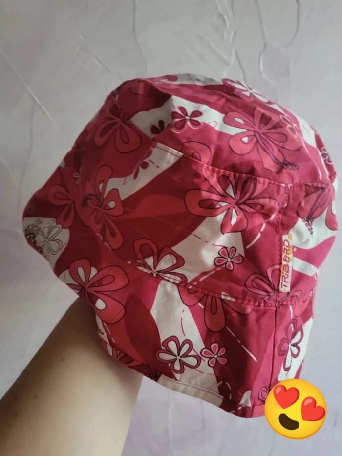 Petit chapeau fleuri