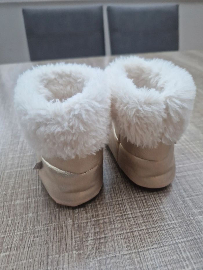 Chaussons de fête Okaïdi 27/28 en très bon état - photo numéro 3