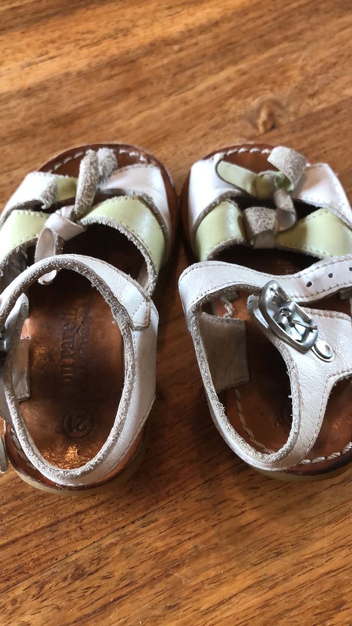 Nus-pieds sandales fille taille 21 - photo numéro 3
