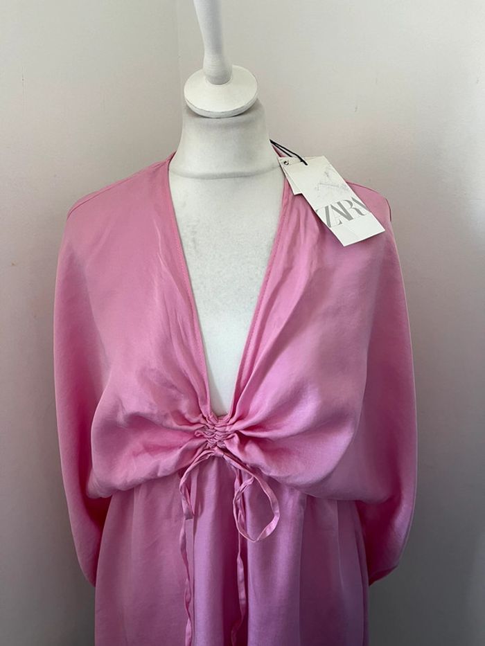 Robe cintrée rose Zara S neuve - photo numéro 3