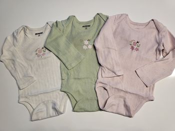 Lot 3 bodies manches longues 23 mois Orchestra neufs