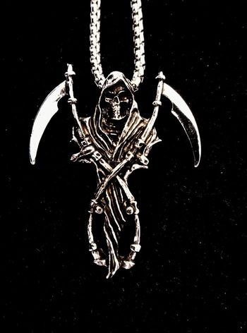 Chaîne + pendentif gothique