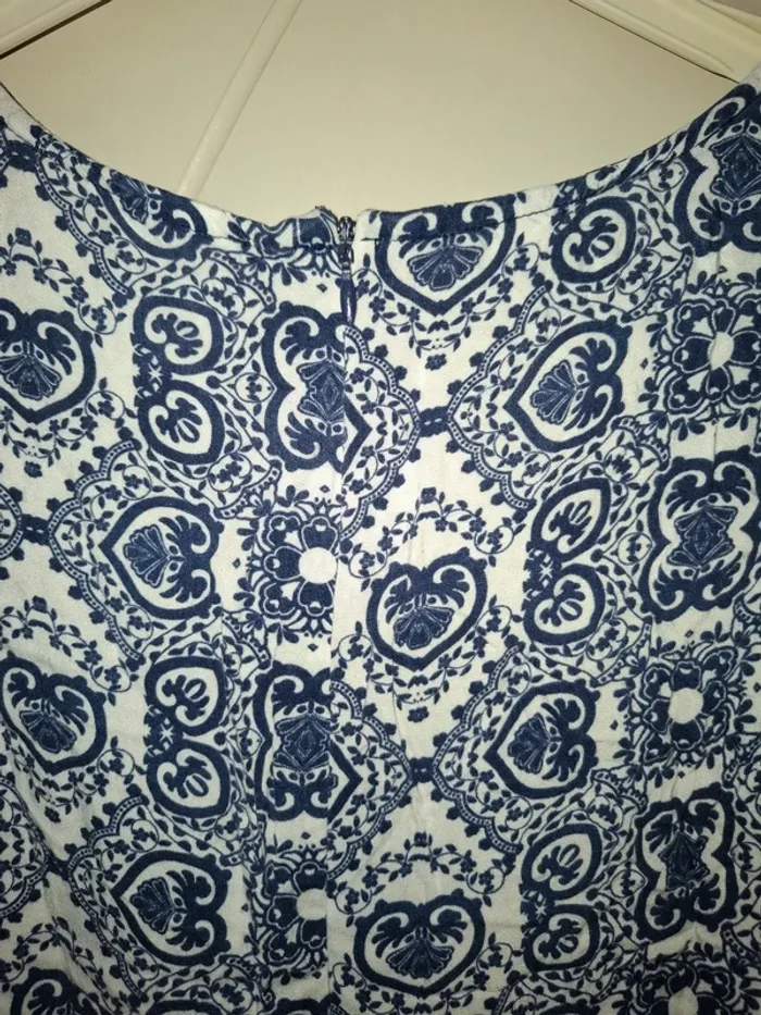 Robe d'été bleu et blanche 10 ans - photo numéro 6